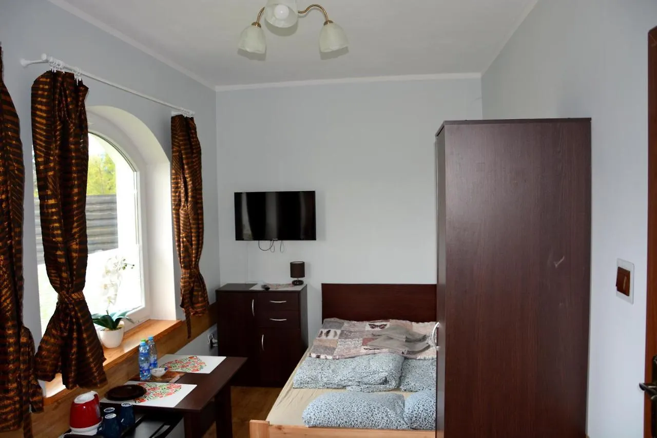 Homestay Apartamenty I Pokoje Goscinne Ala Szklarska Poreba