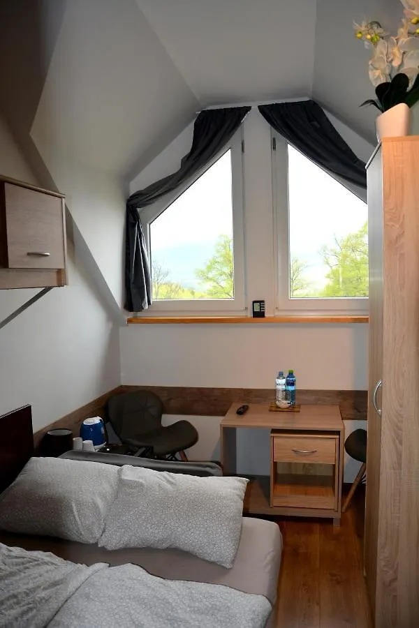 Homestay Apartamenty I Pokoje Goscinne Ala Szklarska Poreba Poland