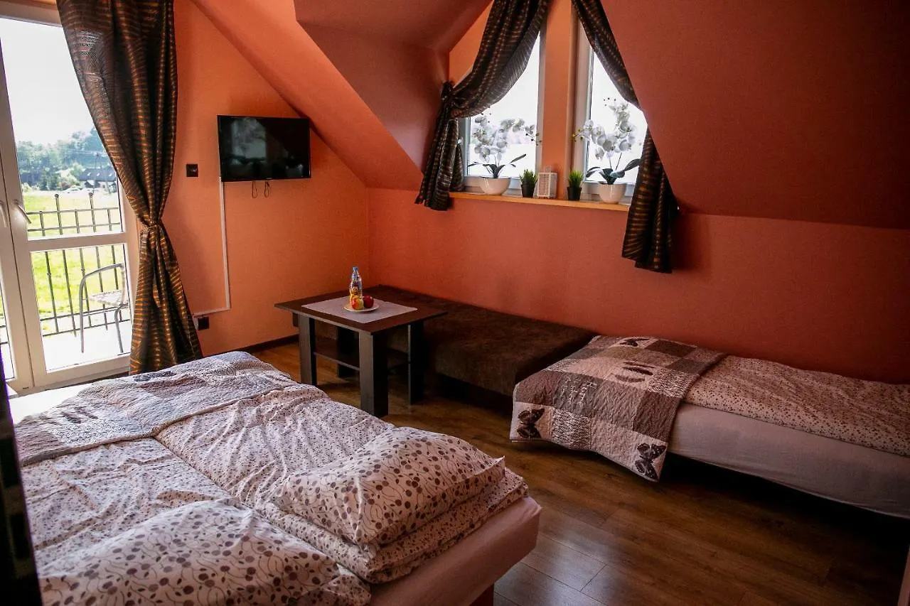 Apartamenty I Pokoje Goscinne Ala Szklarska Poreba Homestay